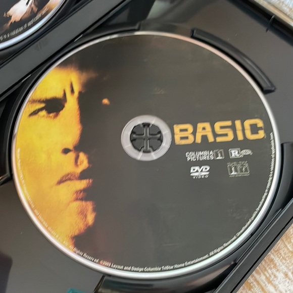 Double feature📀 Basic & S.W.A.T. 
2 for 1!! - Picture 8 of 8